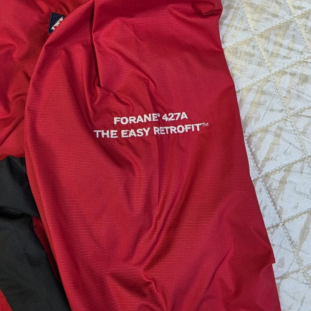 Adidas Golf ClimaProof Wind Jacket‎ Mens Large Red V-Neck Pullover Logo